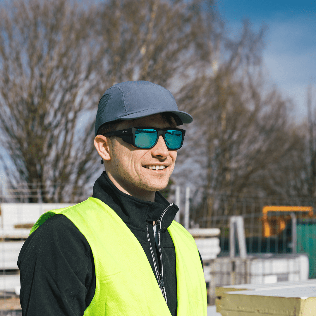 Why Your Safety Gear Should Change with the Seasons: Getting Ready for Summer - Mstore