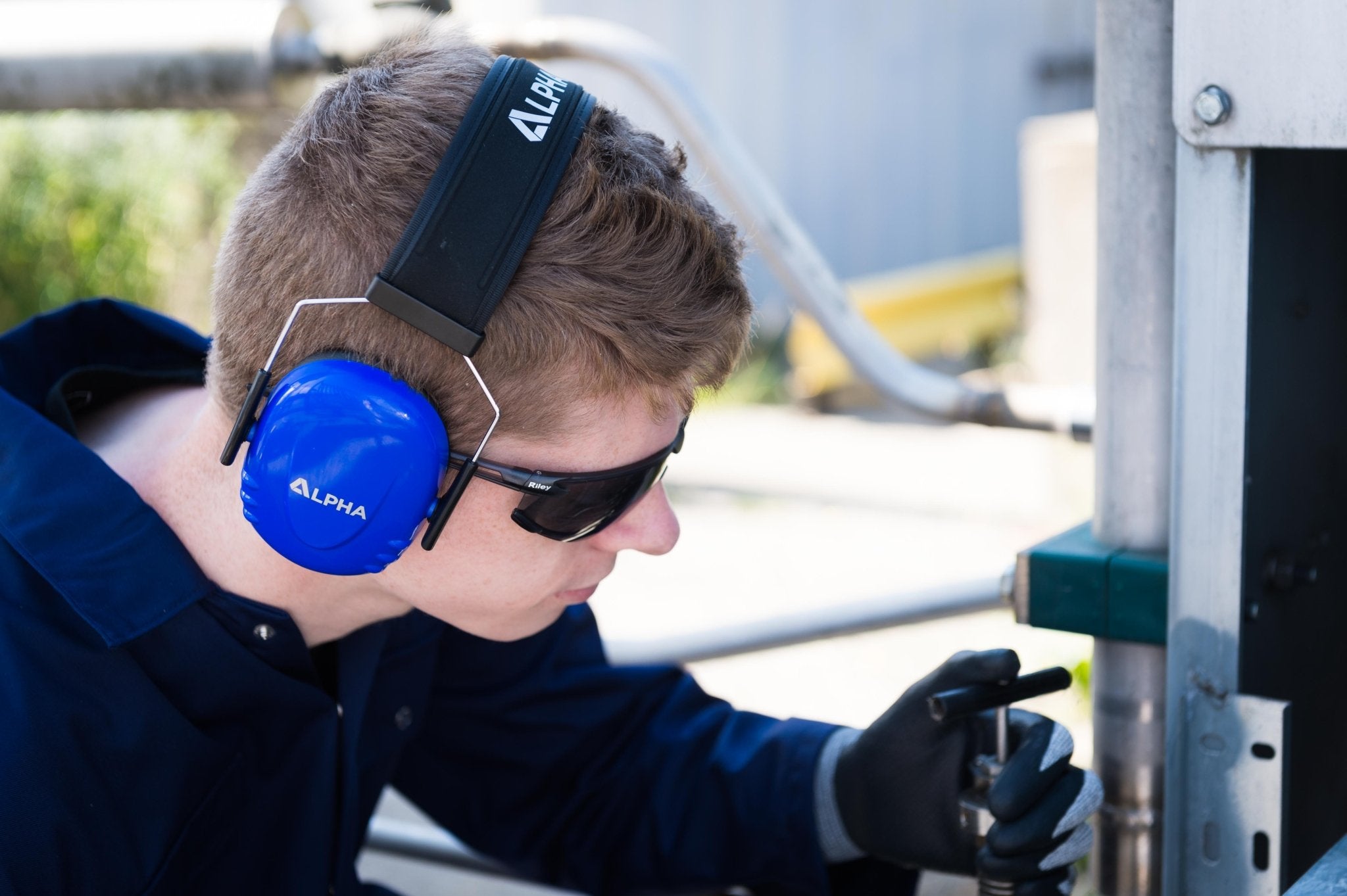 How to choose the best ear defenders for hearing protection