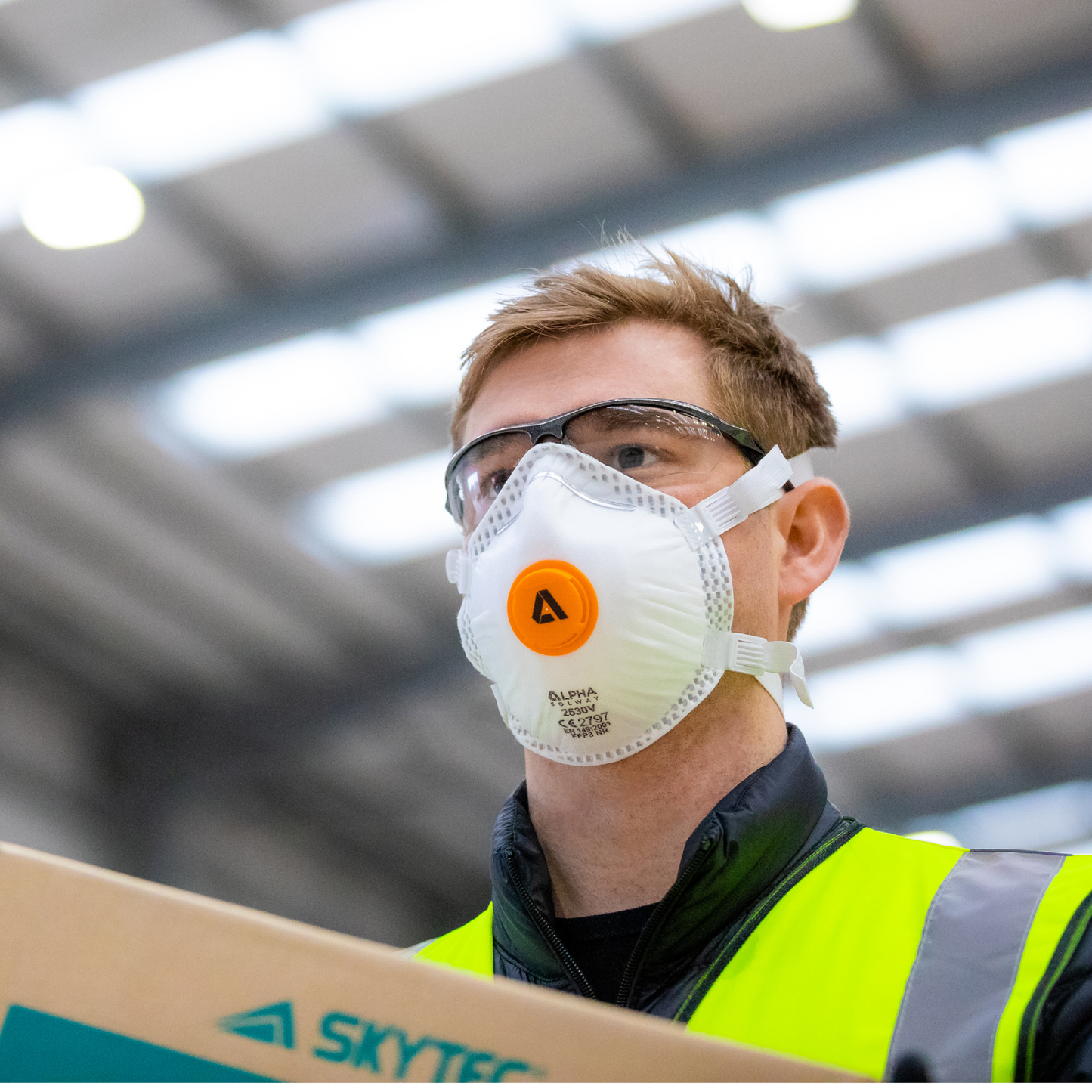 SKYTEC 2530V FFP3 Valved Disposable Cup Shape Respirator Face Dust Mask (BOX of 10) - Mstore