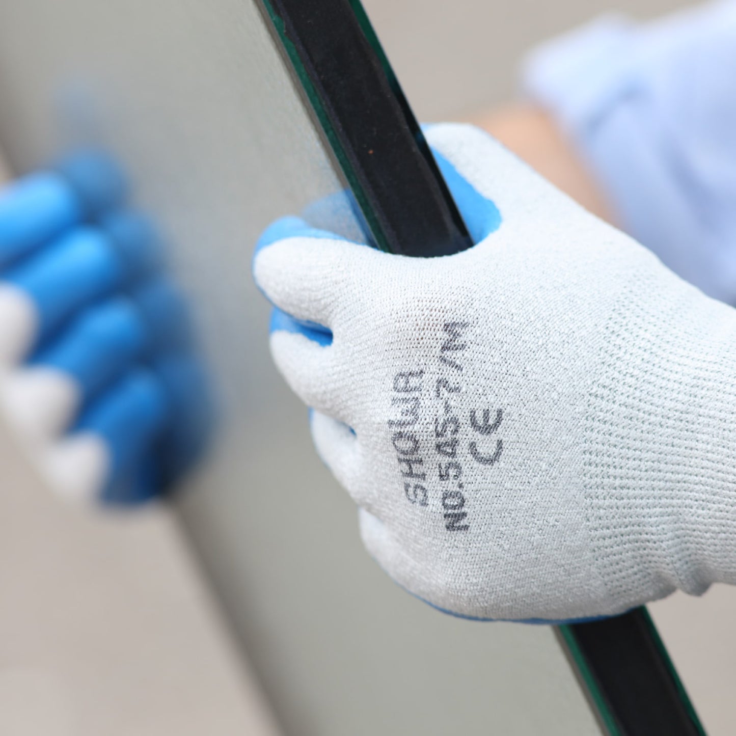 SHOWA 545 Lightweight Cut Resistant Grip Work Gloves - Mstore