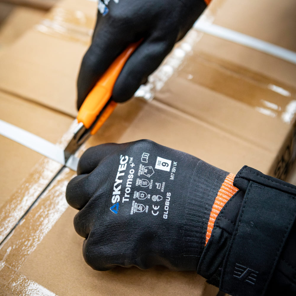 
                  
                    SKYTEC Tromso + Thermal Insulated Touchscreen Work Gloves with Cut Protection - Mstore
                  
                